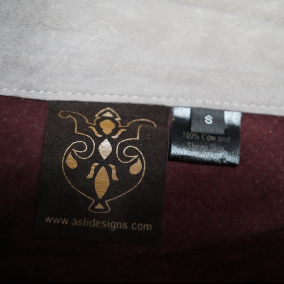 Asli Designs Leather Daisy Dukes - Picture 6 of 7